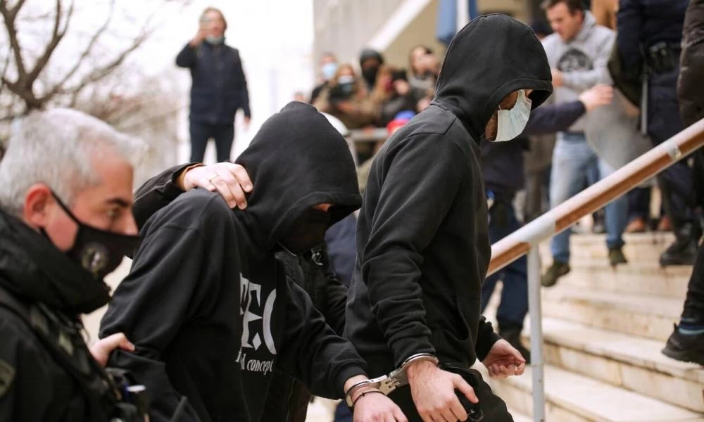 Δολοφονία Άλκη: Δώδεκα άτομα στη φονική επίθεση - Σκληρός χούλιγκαν ο 25χρονος που παραδόθηκε